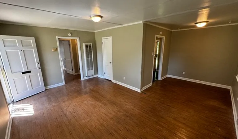 2311 Imogene St — Photo 3