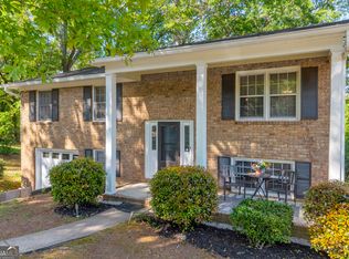 243 Rhodes Dr, Athens, GA 30606