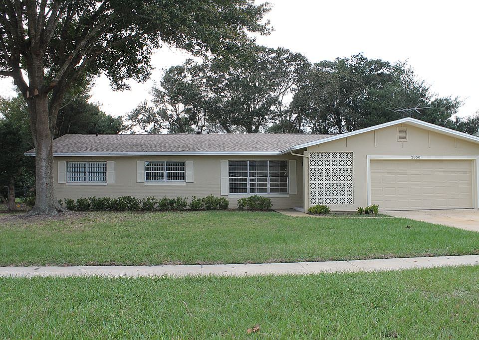 1st image of 2850 Royal Oak Dr