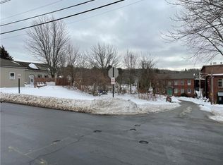 32 Pulaski St, West Warwick, RI 02893