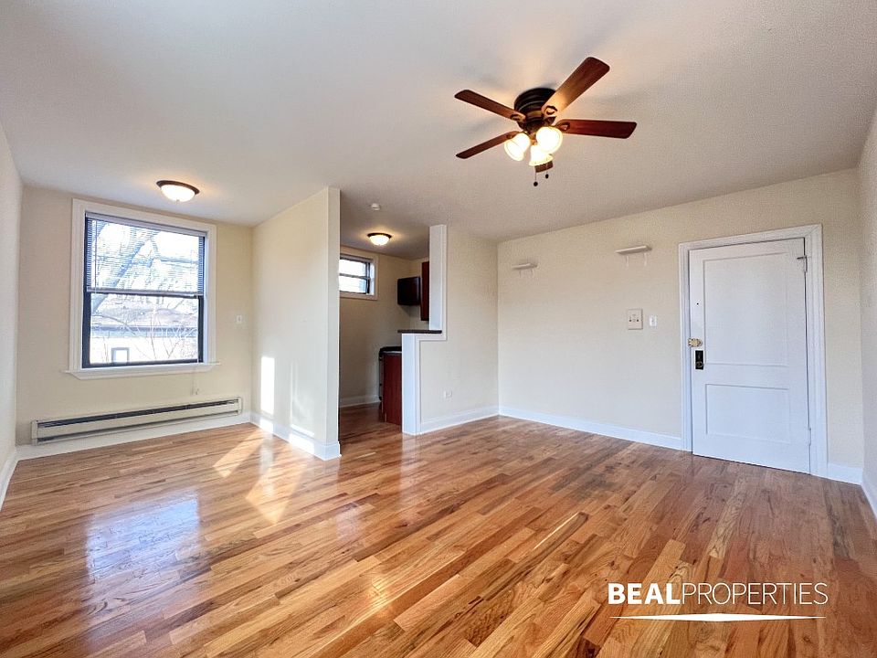 1st image of 818 W Diversey Ave #818T