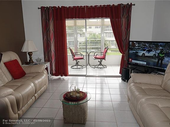 3rd image of 4321 NW 16th St APT C209