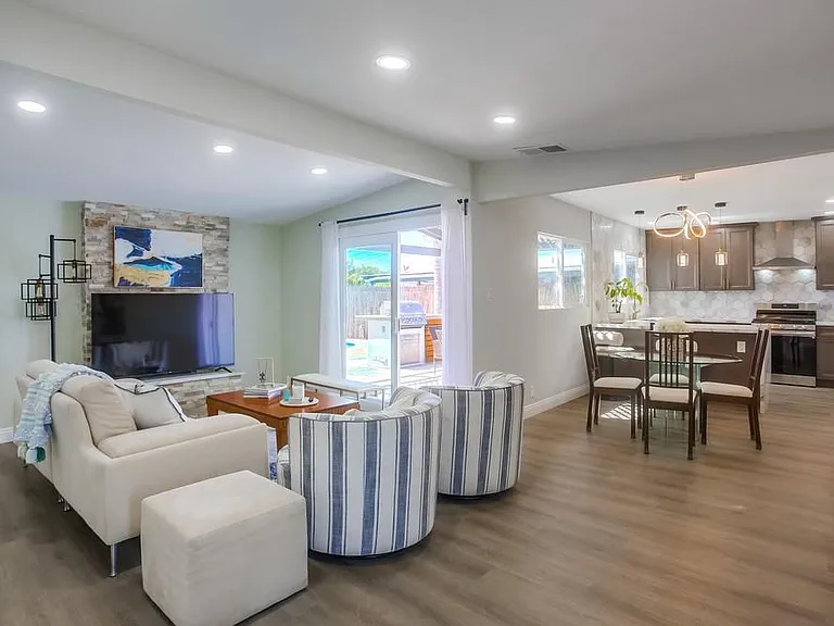 5013 Conrad Ave — Photo 9