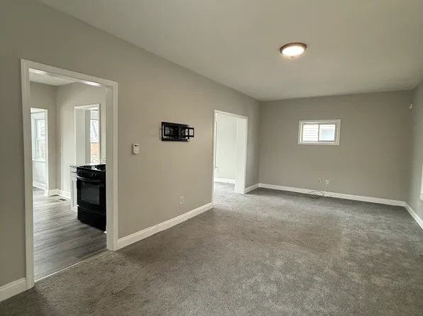 4009 Muriel Ave, Cleveland, OH 44109