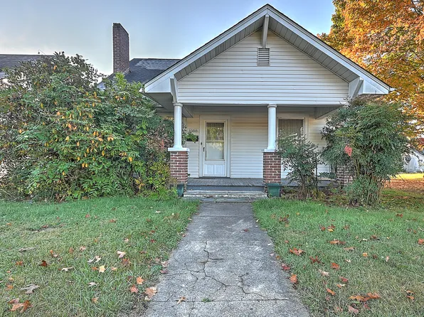 1088 Moorland Ave, Bristol, VA 24201
