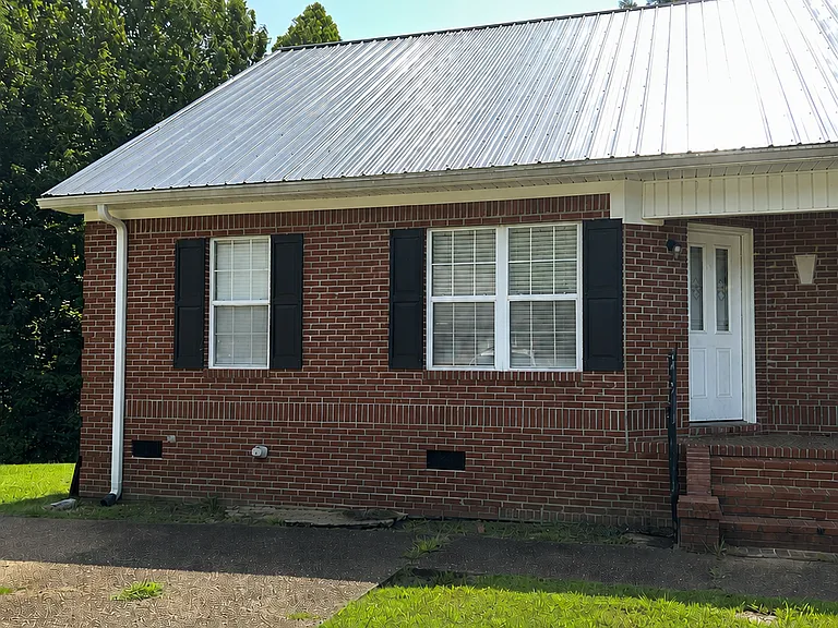 1019A Wesley Cv — Photo 1