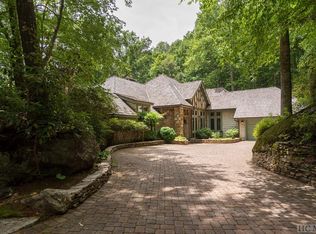 845 Cherokee Trce, Sapphire, NC 28774