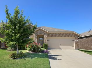5929 Trout Dr, Fort Worth, TX 76179
