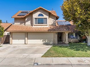316 Rosalie Ct, Los Banos, CA 93635