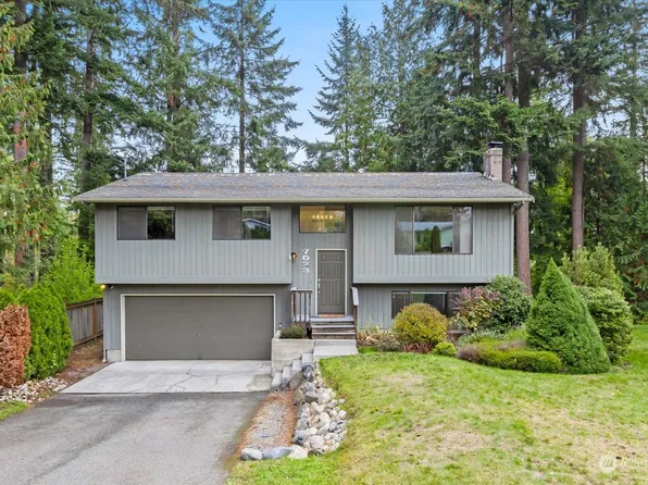 7023 Lower Ridge Road, Everett, WA 98203