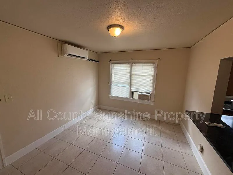 1 bed, 1.0 bath, $1,350 — Photo 3