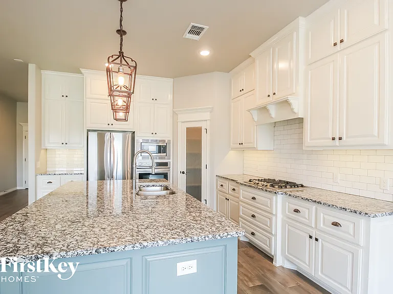 3401 Ontario Cir — Photo 5