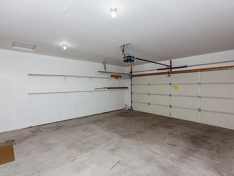528 Park Ridge Ct — Photo 66