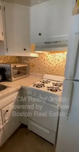 5 Irwin St Photo 1