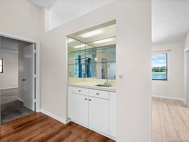 2386 SW Creekside Dr — Photo 42