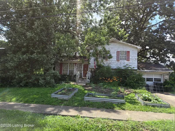 172 Indiana Trl, Radcliff, KY 40160
