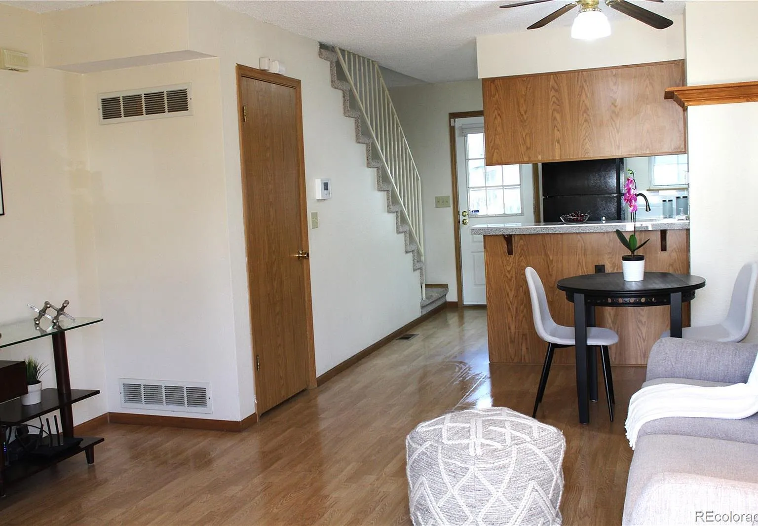 2 bed, 870 sqft, $1,850 — Photo 4