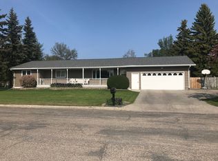 1223 10th St, Langdon, ND 58249