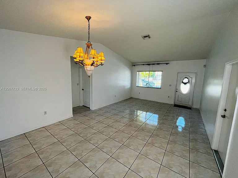 16244 SW 95th St — Photo 6
