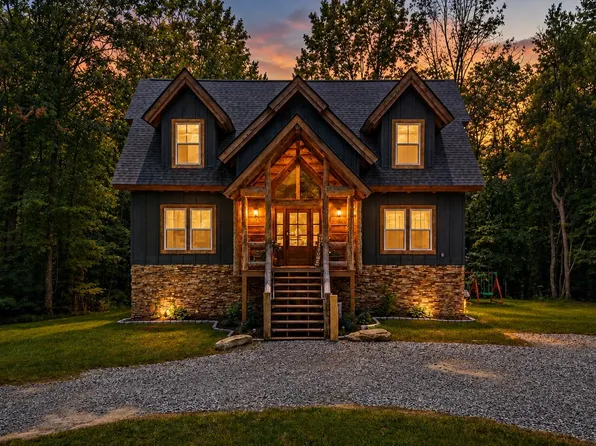 700 Upper Firetower Rd, Sequatchie, TN 37374