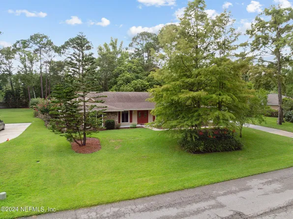 2030 THE WOODS Drive, Jacksonville, FL 32246
