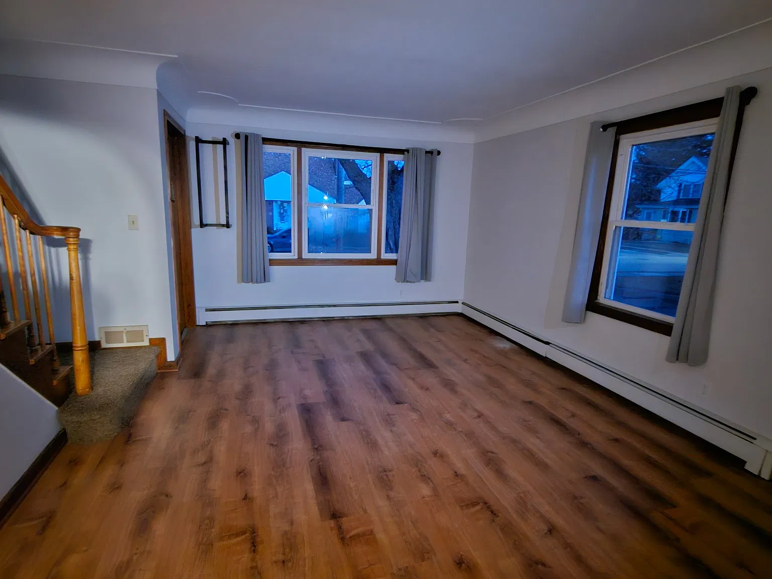 3 bed, 1100 sqft, $1,600 — Photo 2