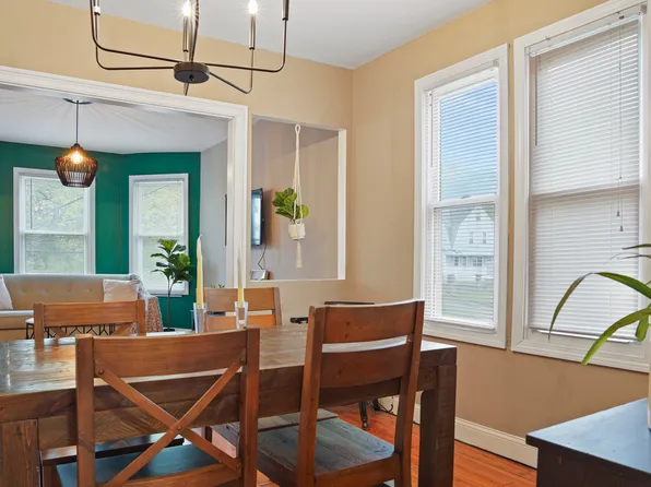 (undisclosed Address), New Haven, CT 06512
