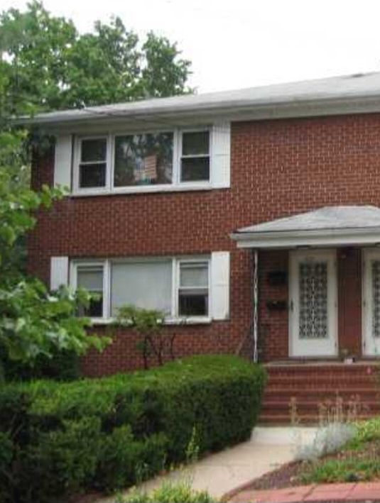 1st image of 212 Maryland Ave #1