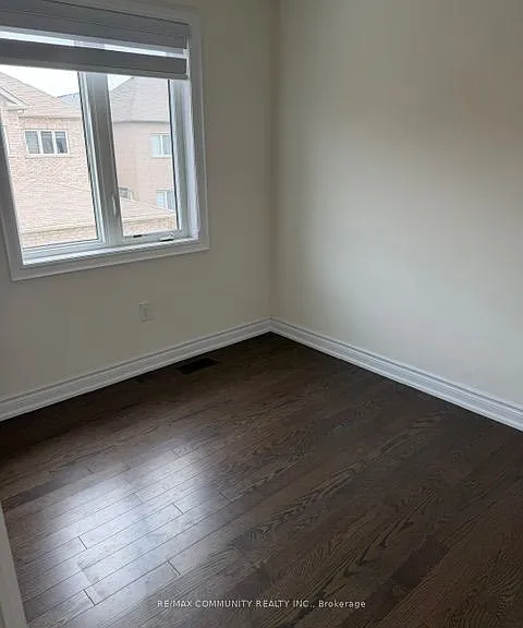 337 William Forster Rd E — Photo 6