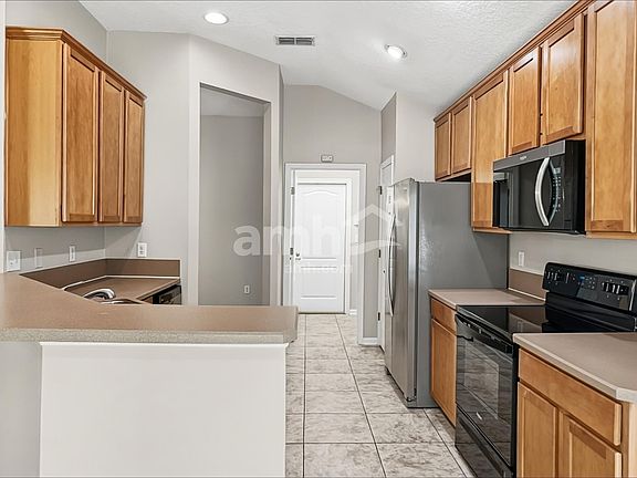 4th image of 1756 Hollow Glen Dr