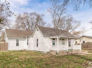 1175 Walnut St, Perry, KS 66073