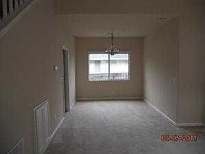 5th image of 380 Aaron Cir