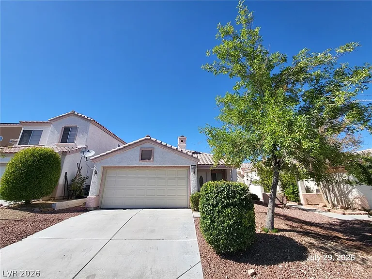 9436 Summer Rain Dr — Photo 17