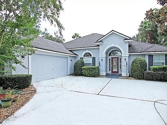 1st image of 105 Velvetleaf Dr