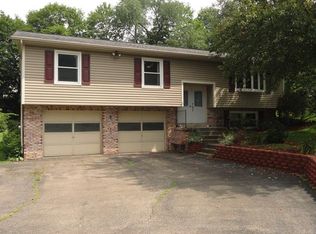 4003 Ridgemont Dr, Gibsonia, PA 15044