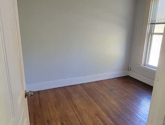 3rd image of 1014 N Superior St APT 2