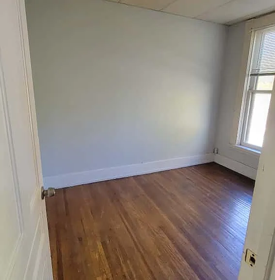 1014 N Superior St #2 — Photo 3
