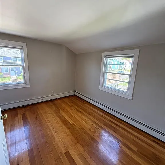 17 New Hampshire Dr — Photo 12