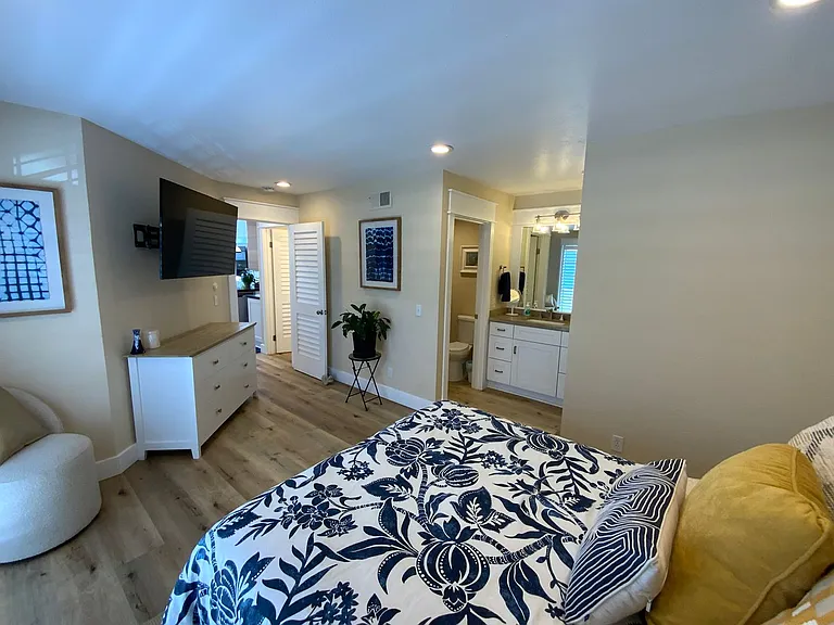 217 Elm Ave — Photo 14