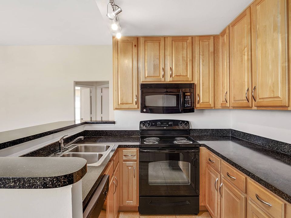 1st image of 5900 Bent Pine Dr #1-401