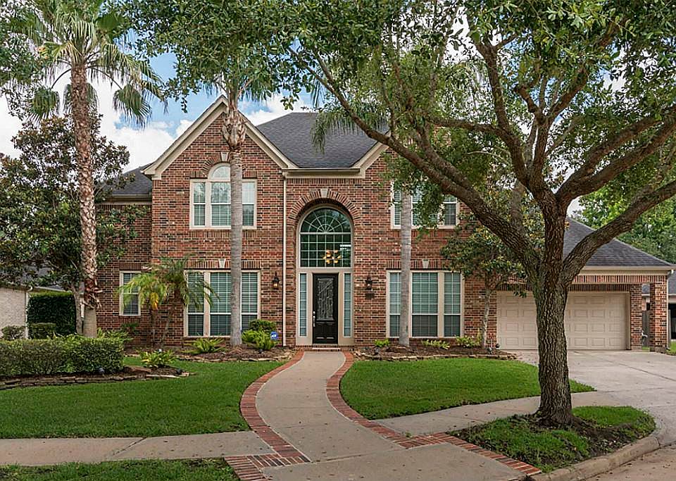1st image of 15519 Driftwood Oak Ct