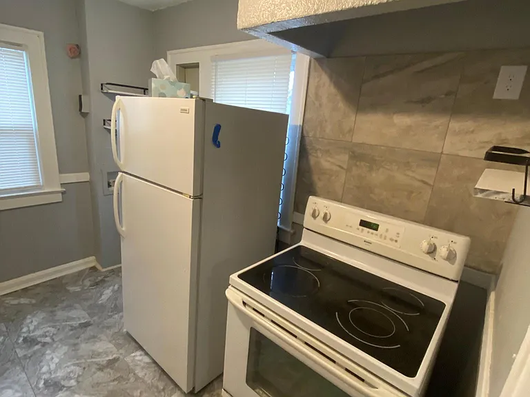 3304 Agnes Ave #DOWNSTAIRS — Photo 27