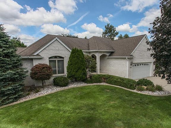 2nd image of 4246 Dartmoor Dr