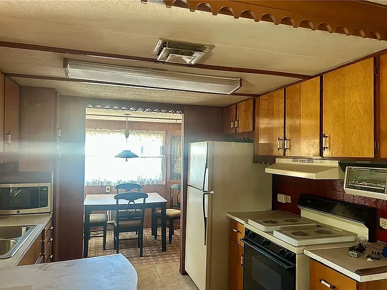 1934 Merced Dr — Photo 13