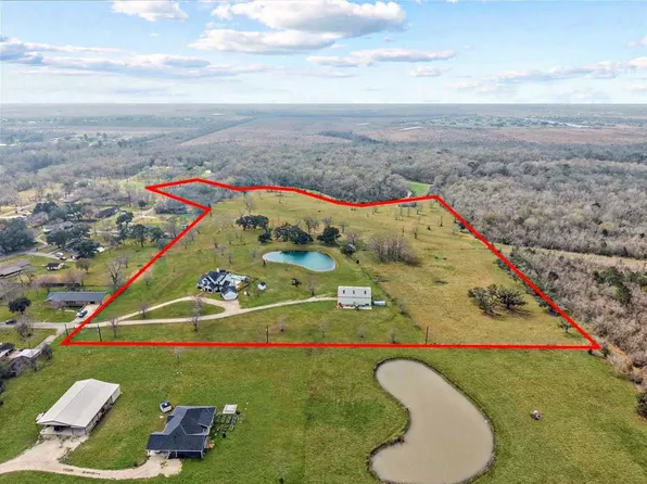 15855 Hickory Dr, Alvin, TX 77511