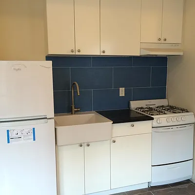 Rented by Compass | media 9