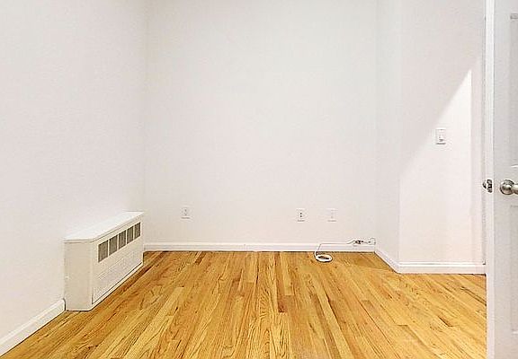 5th image of 234 E 87th St APT 4B