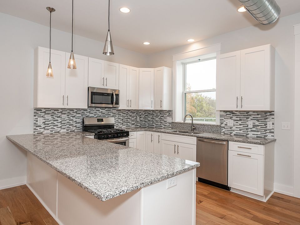 1st image of 2917 Price Ave
