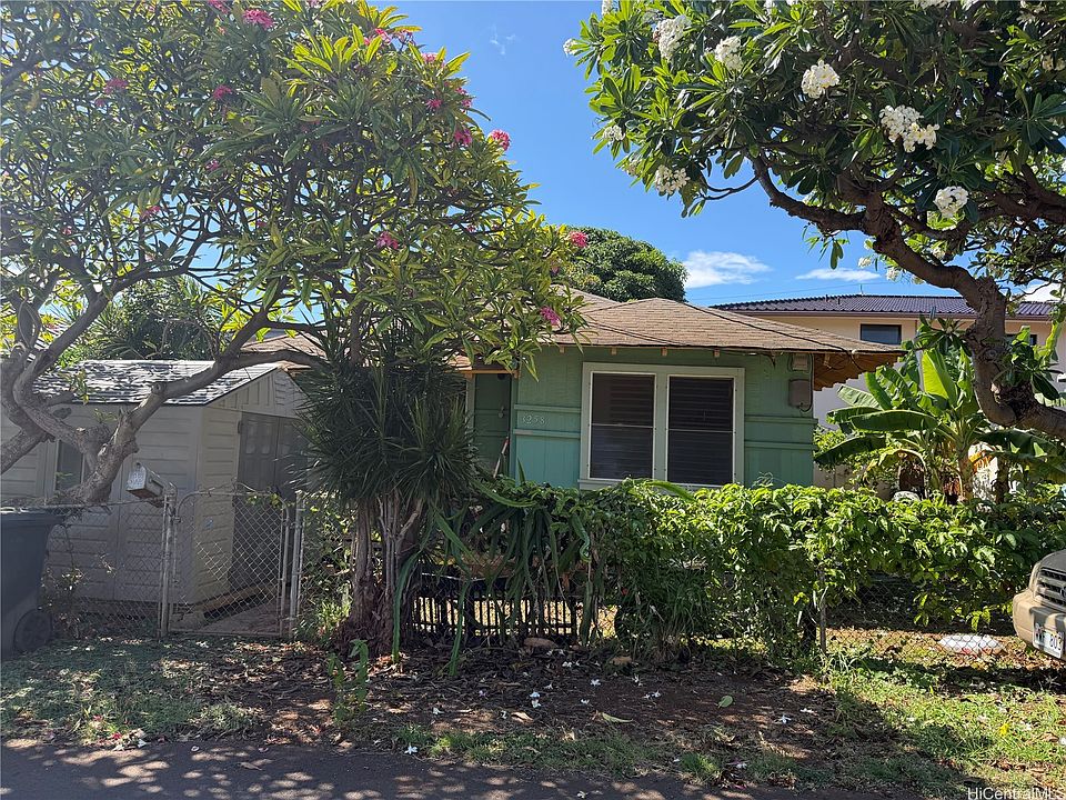 1st image of 3258 Hoolulu St