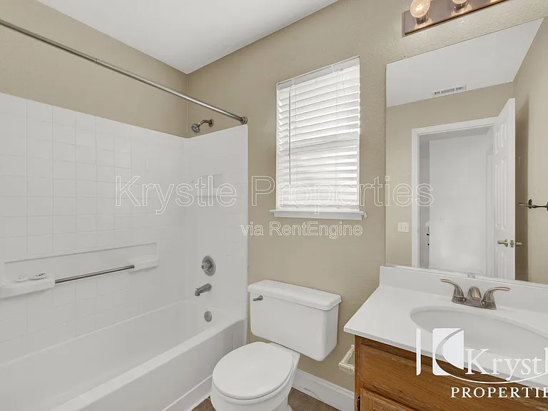 322 Clearpointe Dr — Photo 14